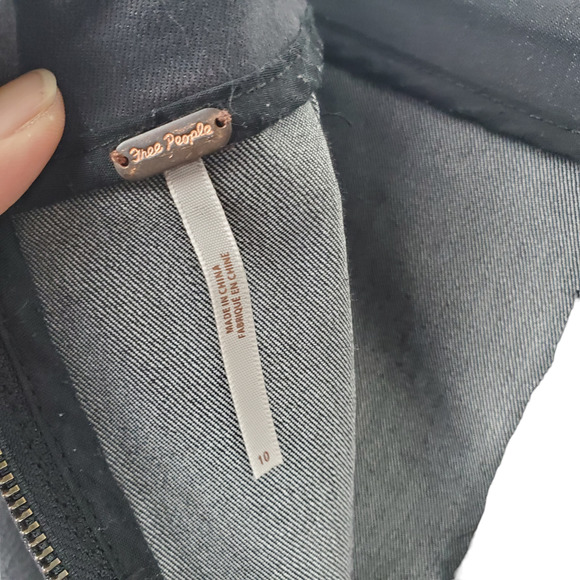 Free People Modern Femme Women's Size 10 Zip Up Mini Denim Skirt - Picture 3 of 6